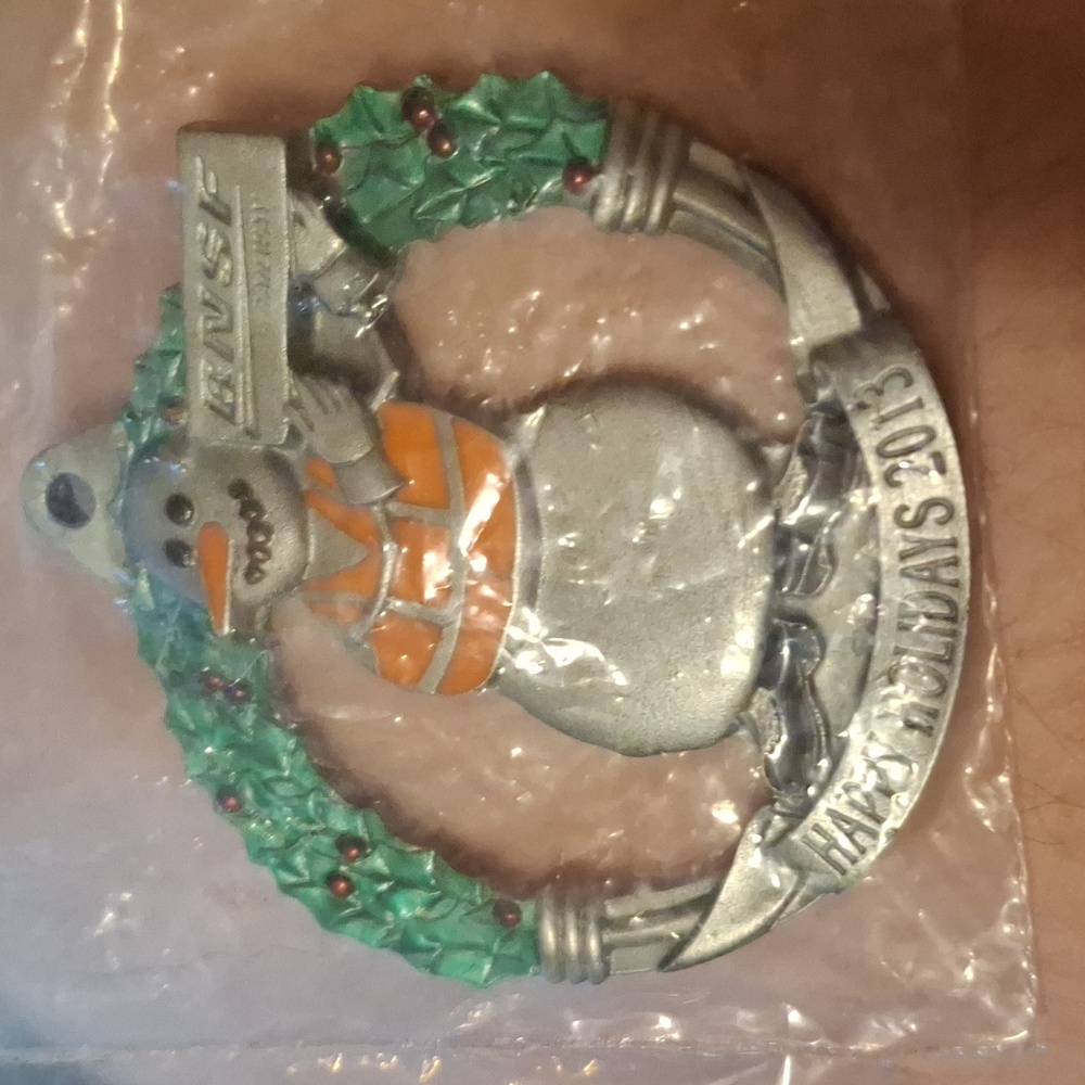 Snowman Holiday Ornament Wreath BNSF Railroad Train 2013 NWT Safety Vest Railway